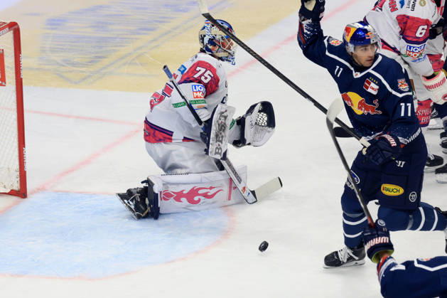 October 16, 2026, DEU, GER, Ice Hockey, Matchday 9, 2026–27 Season, Berlin, Eisbären Berlin vs. RB Munich 1–1 (goal by RYAN MURPHY), Red Bull Munich 24, Jonas Neffin, Eisbären Berlin 75, Markus Eisenschmid, Red Bull Munich 11, nordphoto GmbH, Engler Berlin, Uber Arena Berlin, Germany Copyright: xNordphotox xEnglerx