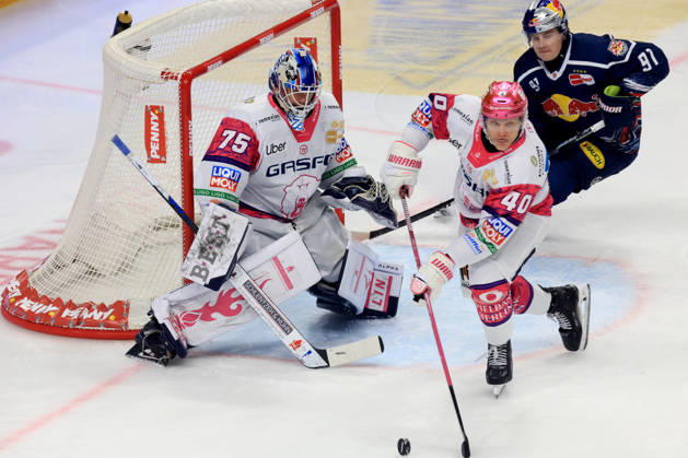 October 16, 2026, DEU, GER, Ice Hockey, Matchday 9, 2026–27 Season, Berlin, Eisbären Berlin vs. RB Munich Jonas Neffin, Eisbären Berlin 75, Korbinian Geibel, Eisbären Berlin 40, JEREMY MCKENNA, Red Bull Munich 91, nordphoto GmbH, Engler Berlin, Uber Arena Berlin, Germany Copyright: xNordphotox xEnglerx
