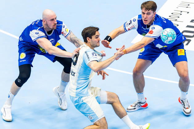 October 16, 2026, GER, Handball, Men, Season 26–27, Opel 1st Division, Matchday 9, ThSV Eisenach vs. VfL Gummersbach, Dominik Solak (ThSV Eisenach, 30), Oskar Joelsson (ThSV Eisenach, 3), 99817 Eisenach, Werner Assmann, Am Sportpark, Thuringia, Germany