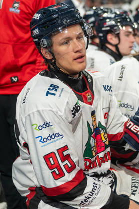 Kilian Kuehnhauser, EHC Freiburg, No. 95 on the bench; DEG vs. EHC Freiburg, ice hockey, DEL2, Matchday 9, 2026–2027 season, October 16, 2026, DEG vs. EHC Freiburg, Ice Hockey, DEL2, Matchday 9, 2026–2027 Season, October 16, 2026, Düsseldorf Copyright: xEibner-Pressefoto ThomasxHaeslerx EP_THR