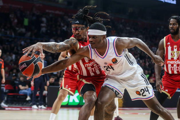 Crvena Zvezda v Paris - EuroLeague BELGRADE, SERBIA - OCTOBER 16: Alize Johnson (24) of Paris Basketball in action against Chima Moneke (95) of Crvena Zvezda during the Basketball EuroLeague Round 6 match between Crvena Zvezda and Paris at Belgrade Arena in Belgrade, Serbia on October 16, 2026. Filip Stevanovic Anadolu Belgrade Serbia. Editorial use only. Please get in touch for any other usage.  Copyright: x2026xAnadoluxFilipxStevanovicx