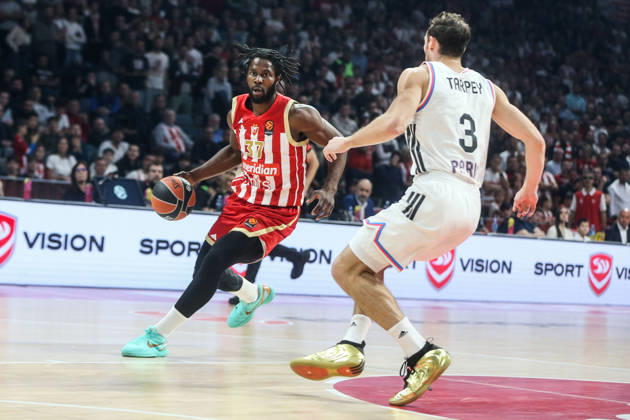 Crvena Zvezda v Paris - EuroLeague BELGRADE, SERBIA - OCTOBER 16: Semi Ojeleye (37) of Crvena Zvezda in action during the Basketball EuroLeague Round 6 match between Crvena Zvezda and Paris at Belgrade Arena in Belgrade, Serbia on October 16, 2026. Filip Stevanovic Anadolu Belgrade Serbia. Editorial use only. Please get in touch for any other usage.  Copyright: x2026xAnadoluxFilipxStevanovicx