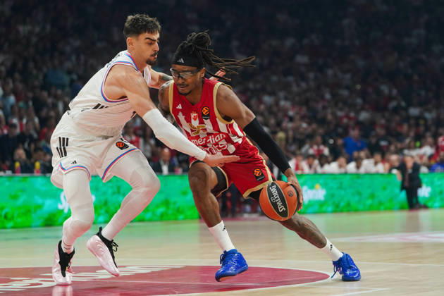 October 16, 2026, Belgrade, Central Serbia, Serbia: 20261016, Belgrade, Serbia - Crvena Zvezda Meridianbet and Paris Basketball play a EuroLeague basketball game at the Belgrade Arena. MONEKE CHIMA in action. Belgrade Serbia - ZUMAd223 20261016_zip_d223_033 Copyright: xMarkoxDimicx