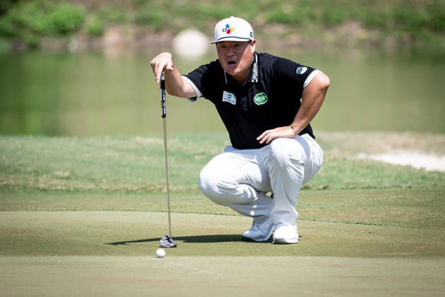 October 17, 2026, Coloane, Macao Sar, China: Sungjae IM.Round 3 in the Macao Open Golf at Macau Golf & Country Club. Macau Open Golf Round 3  - ZUMAr144 20261017_zap_r144_038 Copyright: xJaynexRussellx