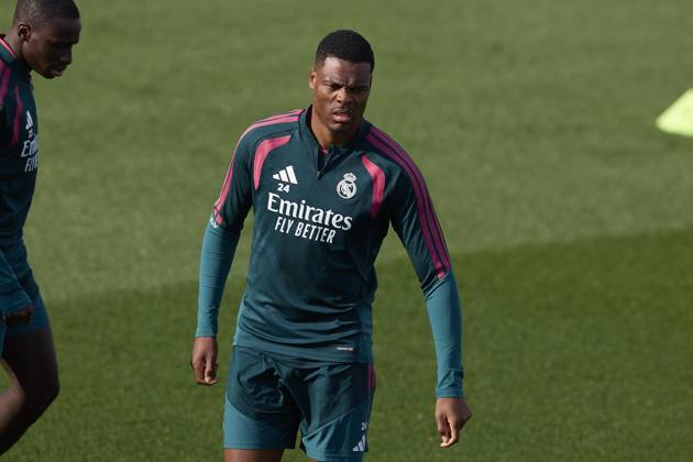 October 17, 2026, Madrid, Spain: Denzel Dumfries (Real Madrid CF) is seen in action during a training session on the eve of the LaLiga EA SPORTS 2026 2027 match between Real Madrid CF and Sevilla FC..Real Madrid CF is holding its final training session and press conference, PK, Pressekonferenz ahead of its ninth LaLiga game. LaLiga EA SPORTS 2026 2027 - Real Madrid CF Press Conference And Training Session In Madrid, Spain - 17 Oct 2026  - ZUMAs197 20261017_aaa_s197_027 Copyright: xFedericoxTitonex