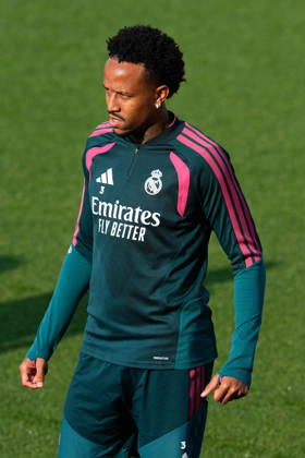 October 17, 2026, Valdebebas, Madrid, Spain: Eder Militao during the training day of Real Madrid ahead the Spanish League, LaLiga EA Sports, football match against Sevilla FC at Ciudad Deportiva Real Madrid on October 17, 2026, in Valdebebas, Madrid, Spain. Real Madrid Training And press conference, PK, Pressekonferenz - LaLiga Ea Sports - ZUMAa181 20261017_zaa_a181_039 Copyright: xDennisxAgyemanx