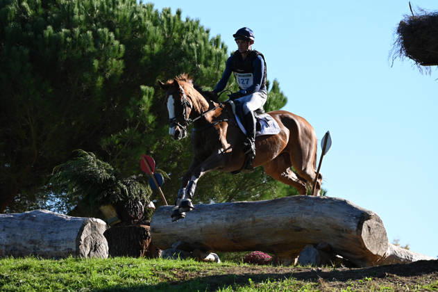 MONDIAL DU LION 2026 - CROSS COUNTRY LE LION-D ANGERS, FRANCE - OCTOBER 17, 2026 : Jack Pinkney riding Barrington Candy Kid during the cross-country competition at the Mondial du Lion 2026, FEI WBFSH Eventing World Breeding Championship for Young Horses. Le Lion-d AngersFrance  Copyright: xEmilienxJousselinx