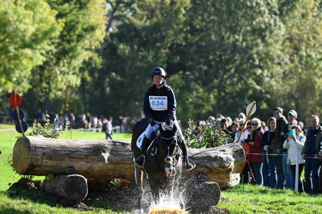 MONDIAL DU LION 2026 - CROSS COUNTRY LE LION-D ANGERS, FRANCE - OCTOBER 17, 2026 : Lara de Liedekerke-Meier riding Herakles during the cross-country competition at the Mondial du Lion 2026, FEI WBFSH Eventing World Breeding Championship for Young Horses. Le Lion-d AngersFrance  Copyright: xEmilienxJousselinx