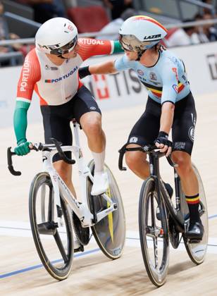 Portuguese Luri Leitao winner of the gold medal and Belgian Fabio Van den Bossche winner of the silver medal celebrate after the Men s omnium event at the UCI Track cycling, Rad, Radsport, Bahnrad, Bahn World Championships in Shanghai, China on Saturday 17 October 2026. The worlds are taking place from 14 to 18 October 2026. BENOITxDOPPAGNE  x190078329x