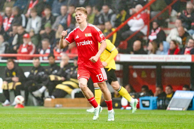 Germany 1 Bundesliga 2026–2027: Union Berlin vs. Borussia Dortmund, Matchday 6, October 17, 2026, Stadion an der Alten Försterei, Berlin; Andras Schafer (Union Berlin), 13 Copyright: xCelinaxLeiersx