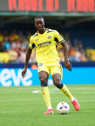 Pape Gueye of Villarreal CF during the LaLiga EA Sports match between Villarreal CF and Elche CF at Estadio de la Cerámica on October 17, 2026, in Villarreal, Spain