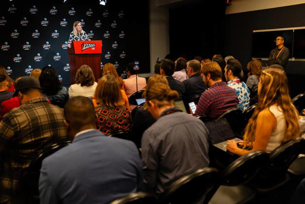 SAN FRANCISCO, CA - OCTOBER 17: WNBA, Basketball Damen, USA Commissioner Cathy Engelbert speaks with the media before Game One of the WNBA Playoff Finals between the Atlanta Dream and the Golden State Valkyries on October 17, 2026 at Chase Center in San Francisco, CA. (Photo by Matthew Huang Icon Sportswire) WNBA: OCT 17 Finals Atlanta Dream at Golden State Valkyries EDITORIAL USE ONLY Icon261017007