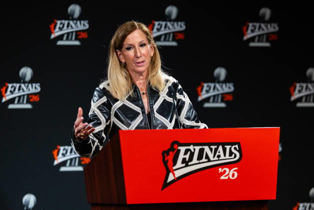 SAN FRANCISCO, CA - OCTOBER 17: WNBA, Basketball Damen, USA Commissioner Cathy Engelbert speaks with the media before Game One of the WNBA Playoff Finals between the Atlanta Dream and the Golden State Valkyries on October 17, 2026 at Chase Center in San Francisco, CA. (Photo by Matthew Huang Icon Sportswire) WNBA: OCT 17 Finals Atlanta Dream at Golden State Valkyries EDITORIAL USE ONLY Icon261017008