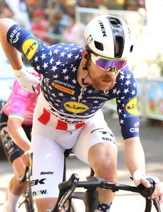 October 18, 2026, Utsunomiya, Japan - American cyclist Quinn Simmons (R) of Lidl-Trek leads Irish Ben Healey (L) of EF Education - Easy Post at the Utsunomiya Japan Cup Cycle Road Race in Utsunomiya, 100km north of Tokyo on Sunday, October 18, 2026. Quin Simmons won the 144km race and Healey finished the runner-up. (photo by Yoshio Tsunoda AFLO) Noxthirdxpartyxsales  0869825633st YoshioxTsunodax