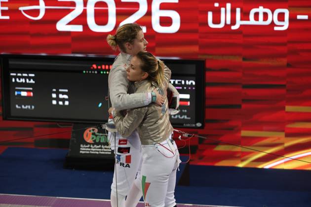 FIE Fencing World Cup in Algeria ORAN, ALGERIA - OCTOBER 18: France s Toscane Tori (L) and Bulgaria s Yoana Ilieva (R) embrace following the women s individual sabre final at the FIE Fencing World Cup at the Miloud Hadefi Olympic Complex in Oran, Algeria, on October 18, 2026. Tori defeats Ilieva 15-12 to claim her first career World Cup title. Farouk Batiche Anadolu Oran Algeria. Editorial use only. Please get in touch for any other usage.  Copyright: x2026xAnadoluxFaroukxBatichex