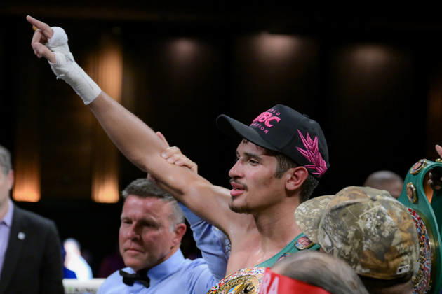 October 18, 2026, Las Vegas, Nevada, USA: SEBASTIAN FUNDORA defeats ERMAL HADRIBEAJ via KO in round 12 at the Chelsea of The Cosmopolitan in Las Vegas. Las Vegas USA - ZUMAo117 20261018_zsp_o117_011 Copyright: xMikaelxOnax