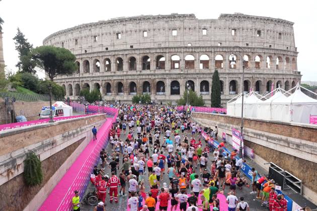 A moment of during the 3th edition of the Wizz Air Rome Half Marathon by Brooks 2026 Rome s, Italy - Sunday, October 18, 2026. ( Photo by Alfredo Falcone LaPresse )  Copyright: xAlfredoxFalcone LaPressex