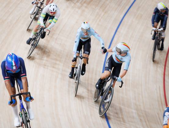 Belgian Lindsay De Vylder and Belgian Fabio Van den Bossche pictured in action during the Madison event at the UCI Track cycling, Rad, Radsport, Bahnrad, Bahn World Championships in Shanghai, China on Sunday 18 October 2026. The worlds are taking place from 14 to 18 October 2026. BENOITxDOPPAGNE  x190185654x