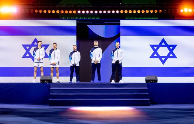 ROTTERDAM - The Israeli gymnasts in action during the qualifications at the World Gymnastics Championships in Rotterdam Ahoy. IRIS VAN DEN BROEK ANP xVIxANPxSportx xxANPxIVx 572831926 originalFilename: 572831926.jpg