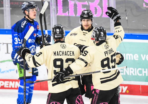 Straubing Tigers vs. Grizzlys Wolfsburg, Ice Hockey, German Ice Hockey League, Penny DEL, Matchday 10, 2026–2027 Season, October 18, 2026: Madison Bowey of the Grizzlys Wolfsburg celebrates his goal with Spencer Machacek and Fabio Pfohl, Men’s Ice Hockey, German Ice Hockey League, Penny DEL, Matchday 10, 2026–2027 season on October 18, 2026, at the Eisstadion am Pulverturm, Straubing Tigers (blue) vs. Grizzlys Wolfsburg (beige)