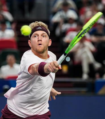 (261018) -- SHANGHAI, Oct. 18, 2026 -- Alejandro Davidovich Fokina of Spain hits a return during the men s singles final match against Rafael Jodar of Spain at the 2026 ATP, Tennis Herren tour Shanghai Masters tennis tournament in Shanghai, China, Oct. 18, 2026. ) (SP)CHINA-SHANGHAI-TENNIS-SHANGHAI MASTERS-MEN S SINGLES (CN) DingxTing 