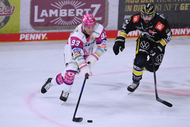 Ice hockey, DEL, Krefeld Pinguine v Eisbären Berlin