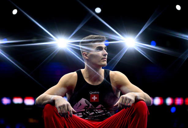 Sport Bilder des Tages Netherlands Artistic Gymnastics World Championships Qualifiers 9267402 18.10.2026 Switzerland s Florian Langenegger prepares to compete on the parallel bars during the men s qualification of the 2026 World Artistic Gymnastics Championships in Rotterdam, the Netherlands. Alexey Filippov Sputnik Rotterdam Netherlands  Copyright: xAlexeyxFilippovx