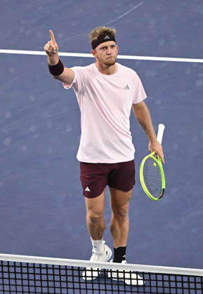 (261018) -- SHANGHAI, Oct. 18, 2026 -- Alejandro Davidovich Fokina of Spain celebrates during the men s singles final match against Rafael Jodar of Spain at the 2026 ATP, Tennis Herren tour Shanghai Masters tennis tournament in Shanghai, China, Oct. 18, 2026. ) (SP)CHINA-SHANGHAI-TENNIS-SHANGHAI MASTERS-MEN S SINGLES (CN) ChenxHaoming 