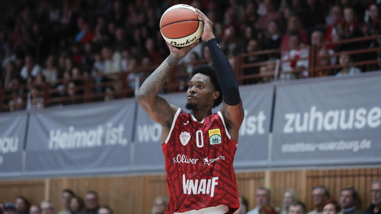 Pictured: Eddie Colbert III of the Würzburg Baskets, 0 on a three-pointer, 18 10 2026, Fitness First Würzburg Baskets vs. SYNTAINICS MBC, Netto BBL Cup, Round of 16, Germany, 97072, tectake Arena Würzburg, Copyright: HMBxMedia xJulienxBecker