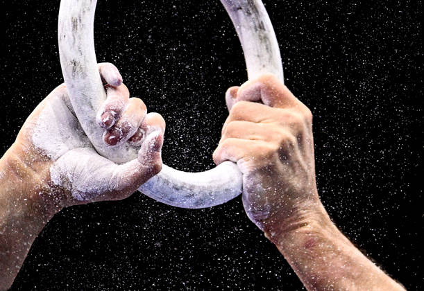 Sport Bilder des Tages Netherlands Artistic Gymnastics World Championships Qualifiers 9267540 18.10.2026 A staff member prepares the rings ahead of the men s qualification of the 2026 World Artistic Gymnastics Championships in Rotterdam, the Netherlands. Alexey Filippov Sputnik Rotterdam Netherlands  Copyright: xAlexeyxFilippovx