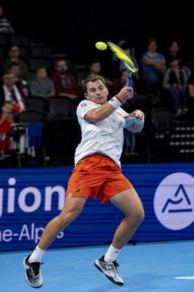 TENNIS : ATP, Tennis Herren 250 - Grand Tennis AURA - Decines (France) 18 10 2026 Valentin ROYER (FRA) vs Clement TABUR (FRA) during the qualifying tournament of the Auvergne Rhône-Alpes Grand Prix at the LDLC Arena in Décines on October 18, 2026. Photo Sandrine Thesillat PsNewZ  Copyright: xSandrinexTHESILLATx