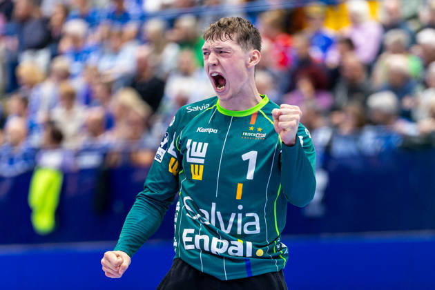Julian Buchele, Frisch Auf Göppingen, 01, celebrates; GER, TBV Lemgo Lippe vs. Frisch Auf Göppingen, Handball, 1st Bundesliga, Matchday 9, 2026–2027 season, October 18, 2026 GER, TBV Lemgo Lippe vs. Frisch Auf Goeppingen, Handball, 1st Bundesliga, Matchday 9, 2026–2027 season, October 18, 2026 Lemgo Copyright: xEibner-Pressefoto JanxRollingerx EP_JSK