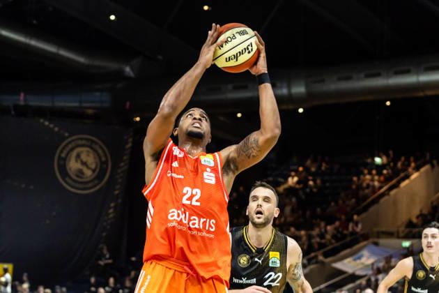 October 18, 2026, GER, BBL easyCredit Basketball Bundesliga Cup, Round of 16, Braunschweig, Basketball Löwen Braunschweig vs. Niners Chemnitz, Nighael Ceaser (Niners Chemnitz), 22, Braunschweig Volkswagen Arena, Lower Saxony, Germany