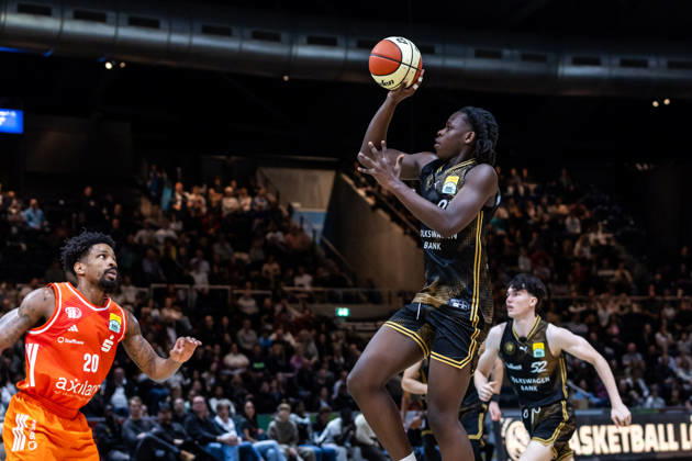 October 18, 2026, GER, BBL easyCredit Basketball Bundesliga Cup, Round of 16, Braunschweig, Basketball Löwen Braunschweig vs. Niners Chemnitz, Noah Eklou (Basketball Löwen Braunschweig), 20 Braunschweig Volkswagen Arena, Lower Saxony, Germany