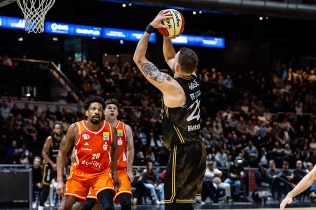October 18, 2026, GER, BBL easyCredit Basketball Bundesliga Cup, Round of 16, Braunschweig, Basketball Löwen Braunschweig vs. Niners Chemnitz, Felipe Haase Thiers, Basketball Löwen Braunschweig, 22 Braunschweig Volkswagen Arena, Lower Saxony, Germany