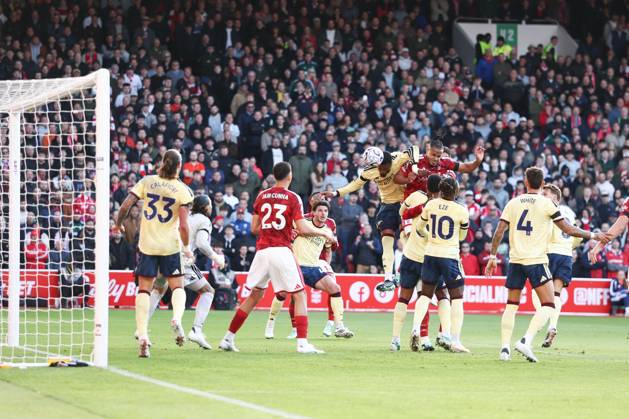 Murillo of Nottingham Forest heads towards goal. Nottingham Forest v Arsenal, Premier League, Football, City Ground, Nottingham, UK - 18 Oct 2026Nottingham City Ground United Kingdom EDITORIAL USE ONLY No use with unauthorised audio, video, data, fixture lists, club league logos or live services. Online in-match use limited to 120 images, no video emulation. No use in betting, games or single club league player publications. Copyright: xRYANxBROWNE Shutterstockx 17222838e