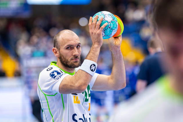 Marcel Schiller of Frisch Auf Göppingen, 24, reacts with disappointment after the 28–26 loss. GER, TBV Lemgo Lippe vs. Frisch Auf Göppingen, Handball, 1st Bundesliga, Matchday 9, 2026–2027 season, October 18, 2026, GER, TBV Lemgo Lippe vs. Frisch Auf Goeppingen, Handball, 1st Bundesliga, Matchday 9, 2026–2027 season, October 18, 2026, Lemgo Copyright: xEibner-Pressefoto JanxRollingerx EP_JSK