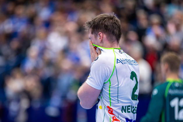 Oskar Neudeck of Frisch Auf Göppingen, 02, reacts with disappointment after the 28–26 loss GER, TBV Lemgo Lippe vs. Frisch Auf Göppingen, Handball, 1st Bundesliga, Matchday 9, 2026–2027 season, October 18, 2026, GER, TBV Lemgo Lippe vs. Frisch Auf Goeppingen, Handball, 1st Bundesliga, Matchday 9, 2026–2027 season, October 18, 2026, Lemgo Copyright: xEibner-Pressefoto JanxRollingerx EP_JSK