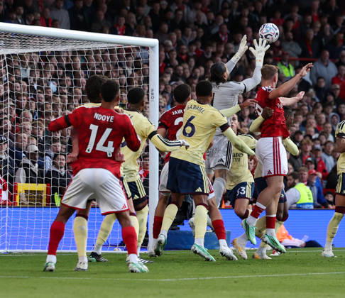 Nottingham Forest v Arsenal Premier League Arsenal Goalkeeper David Raya collects the ball from a corner kick during the Premier League match at the City Ground, Nottingham 18 10 2026 UK Newspapers OUT Copyright: xAndyxSumnerx FIL-24081-0045