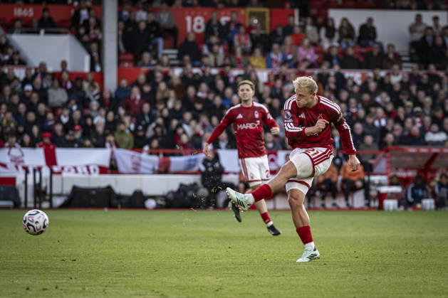 18th October 2026; The City Ground, Nottingham, Nottinghamshire, England; Premier League Football, Nottingham Forest versus Arsenal; Xaver Schlager of Nottingham Forest shoots at goal GodfreyxPitt