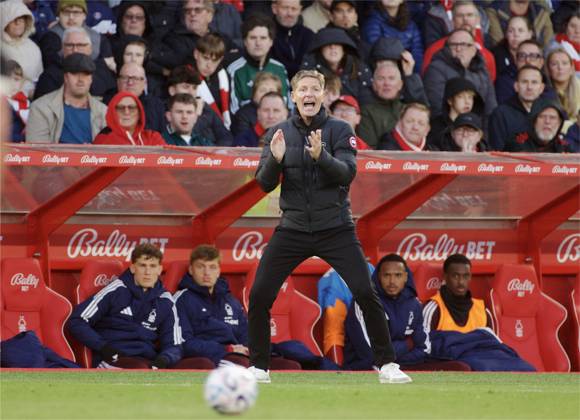RECORD DATE NOT STATED Football - FA Premier League - Nottingham Forest FC v Arsenal FC NOTTINGHAM, ENGLAND - Sunday, October 18, 2026: Nottingham Forest s head coach Oliver Glasner during the FA Premier League match between Nottingham Forest FC and Arsenal FC at the City Ground. (Photo by David Rawcliffe Propaganda) NOTTINGHAM City Ground NOTTINGHAMSHIRE ENGLAND  Copyright: xDavidxRawcliffex 2026-10-18-Notts_Forest_Liverpool-045