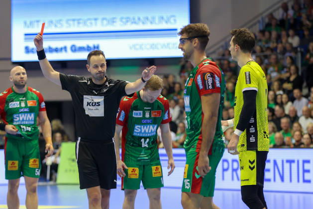 October 18, 2026, xgox, Handball Opel HBL SC Magdeburg vs. TVB Stuttgart emspor, from left: Philipp Meyer (Stuttgart), 27: Red card, sent off, Magdeburg