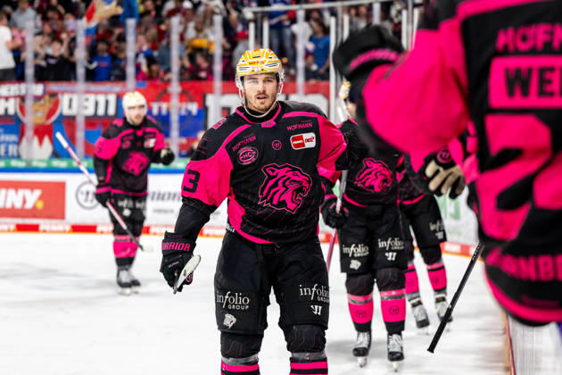 October 18, 2026, 2026–2027 Ice Hockey Season, Penny DEL, Nuremberg Ice Tigers, Icetigers, Red Bull Munich, ThHa xthxhax, Greg Meireles 43, Nuremberg Ice Tigers (NIT), goal celebration, joy, cheering