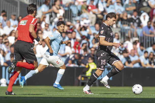La Liga: EA Sports RC Celta vs. Deportivo Alavés. Lucas Boye of Alavés during Matchday 9: RC Celta vs. Deportivo Alavés on October 18, 2026, at Abanca Balaidos Stadium, Vigo, Spain Copyright: xLuisxLorenzox xAgenciaxLOFx