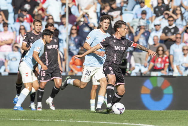 La Liga: EA Sports RC Celta vs. Deportivo Alavés. Antonio Blanco of Alavés during Matchday 9: RC Celta vs. Deportivo Alavés on October 18, 2026, at Abanca Balaidos Stadium, Vigo, Spain Copyright: xLuisxLorenzox xAgenciaxLOFx