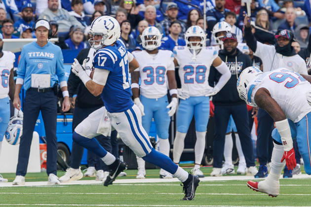 October 18, 2026, Indianapolis, Indiana, U.S: Indianapolis Colts quarterback Daniel Jones (17) scrambles out of the pocket on a run during the game between the Tennessee Titans and the Indianapolis Colts at Lucas Oil Stadium, Indianapolis, Indiana. Indianapolis U.S - ZUMAs304 20261018_zaf_s304_032 Copyright: xScottxStuartx