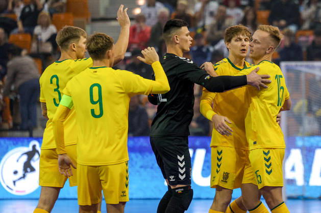 October 18, 2026, xsefx, Futsal, World Cup Qualifier, Germany vs. Lithuania, Westenergie Sports Hall, Mülheim an der Ruhr, 2026–2027 Season: Goal celebration after the 1–1 goal by scorer Paulius Osauskas (Lithuania 17), together with Benas Spietinis (Lithuania 07) and Justinas Zagurskas (Lithuania 09). DFB regulations prohibit any use of photographs as image sequences and or quasi video in North Rhine-Westphalia, Germany