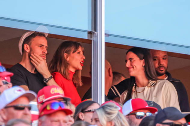 Oct 18, 2026: Taylor Swift and Caitlin Clark were seen at the game between the Kansas City Chiefs and Los Angeles Chargers in Kansas City, MO, USA; at Arrowhead Stadium. Mandatory Credit: -Cal Media Kansas City USA - ZUMAc04_ 20261018_zma_c04_243 Copyright: xRomanxPunox