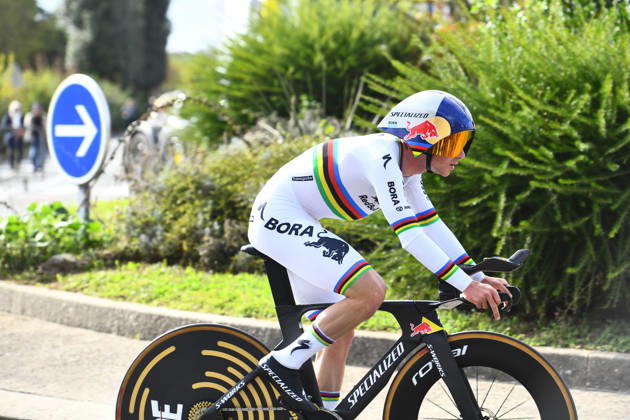 October 18, 2026, Les Herbiers, Pays De La Loire, France: Red BullÃBoraÃHansgrohes Belgian rider Remco Evenepoel competes in the Chrono des Nations in Les Herbiers, France, on October 18, 2026. Les Herbiers France - ZUMAh284 20261018_znp_h284_007 Copyright: xRonanxHoussinx