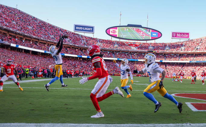 Oct 18, 2026: Los Angeles Chargers cornerback Cam Hart (20) intercepted the ball in the end zone against the Kansas City Chiefs in Kansas City, MO, USA; at Arrowhead Stadium. Mandatory Credit: -Cal Media Kansas City USA - ZUMAc04_ 20261018_zma_c04_392 Copyright: xRomanxPunox